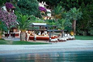 Hillside Beach Club