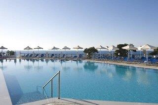 Maritimo Beach Hotel