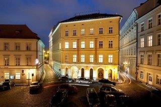 Charles Bridge Palace