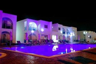Kaos Hotel & Apartments