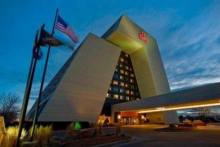 Renaissance Denver Stapleton Hotel 3*