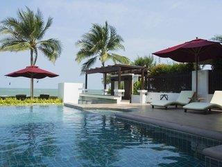 X2 Hua Hin LeBayburi