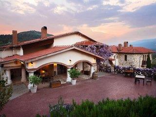 Vinifera Vineyards Hotel