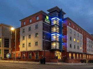 7 Tage in Stevenage Holiday Inn Express Stevenage