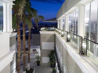 7 Tage ÜF & Flug ab 876 Euro