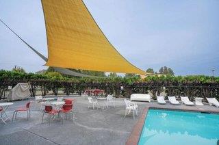 Ramada Tukwila Southcenter 3*