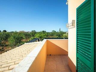 Monte dos Avos Apartments