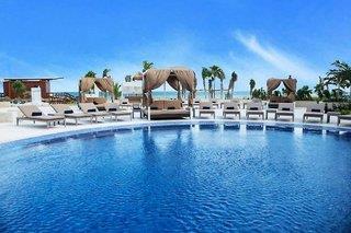 Hideaway at Royalton Riviera Cancun