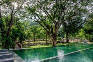 Flora Creek Resort & Garden Chiang Mai