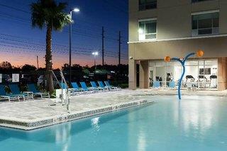 14 Tage in Orlando Holiday Inn Express & Suites Orlando At Seaworld