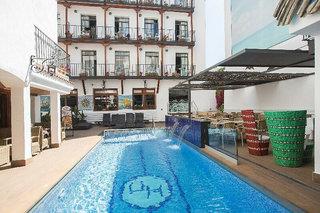 Neptuno Apartments