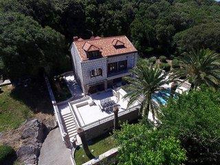 Franica Villa 1