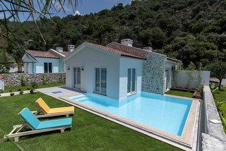 Z Exclusive Hotel & Villas