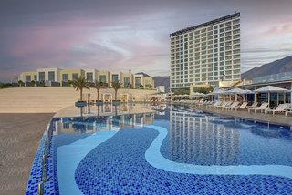 Royal M Al Aqah Beach Resort