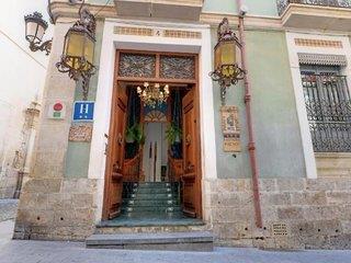 Hostal Les Monges Palace