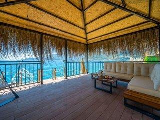 Lures Hotel