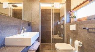 THB_999_H246468
