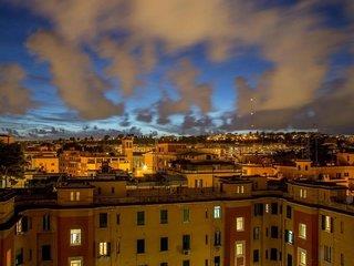 THB_999_H28100
