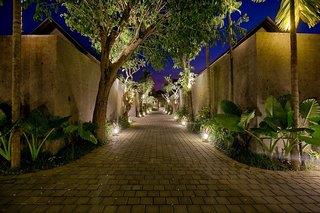 Taman Dharmawangsa Suites