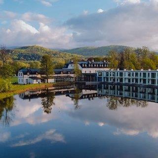 Top Polen-Deal: Palac Pakoszow in Petersdorf (Piechowice - Jelenia Góra) ab 240€
