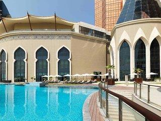 7 Tage ÜF & Flug ab 877 Euro