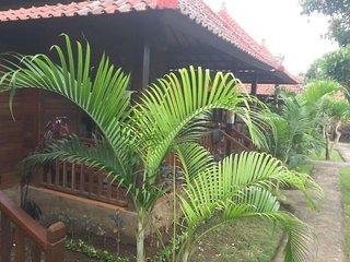 Island Garden Huts Lembongan 1