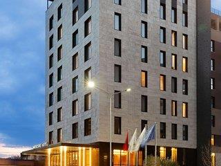THB_999_H296097