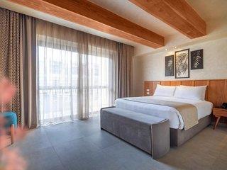 THB_999_H296490