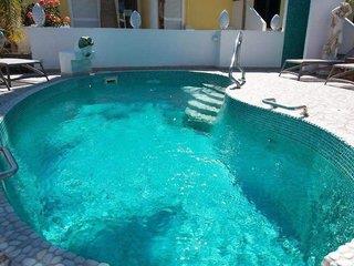 La Villa Resort & Spa