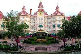 Disneyland Hotel