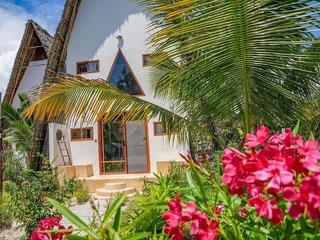 Hotelbild von La Perla Beach Resort