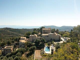 Alistos Hotel