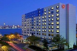 Sheraton Lincoln Harbor Hotel 3*