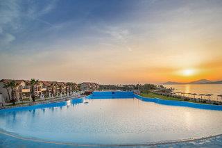LABRANDA Marine Aquapark Resort