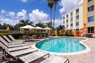 Holiday Inn Express Miami Airport Doral Area