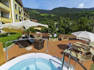 Alpine-City-Wellness Hotel Dominik