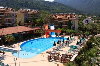 Perdikia Hill Family Resort & Villas