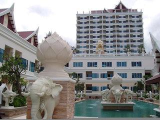 Grand Pacific Sovereign Resort & Spa