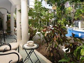 Hacienda Paradise Boutique