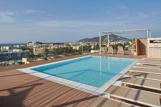 Casa Luis Apartments