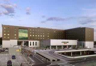 Hotelbild von Courtyard Warsaw Airport