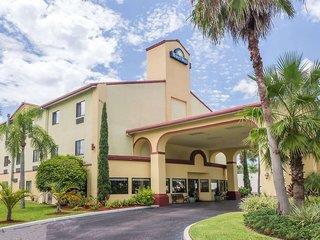 Days Inn by Wyndham Sarasota I-75