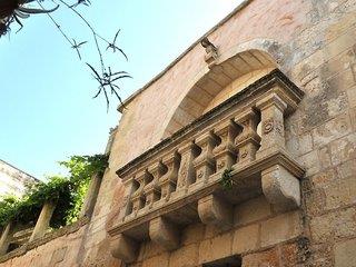 THB_999_H89702