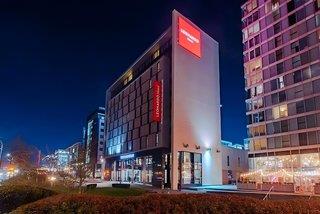 Jurys Inn Milton Keynes 3*